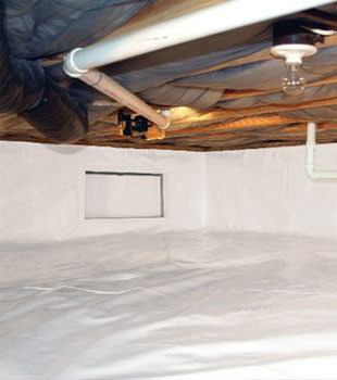 A complete crawl space vapor barrier in Bridgeport installed by our contractors